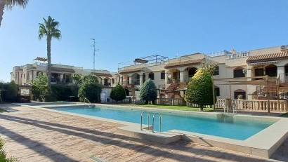 Reventa - Apartment -
Torrevieja - Parque Acuático - Sector 25