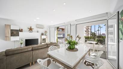 Återförsäljning - Apartment -
Torrevieja - Puerto