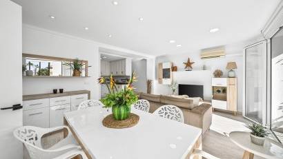 Återförsäljning - Apartment -
Torrevieja - Puerto