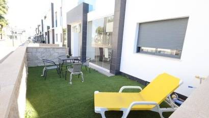 Resale - Bungalow -
Orihuela Costa - La Zenia