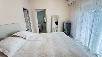 Reventa - Villa -
Villamartin - Villamartín