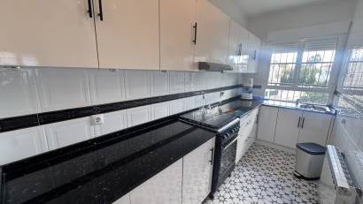 Reventa - Villa -
Villamartin - Villamartín