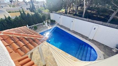 Reventa - Villa -
Villamartin - Villamartín