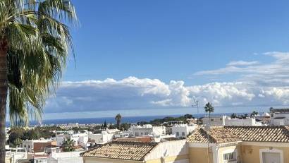 Reventa - Villa -
Villamartin - Villamartín