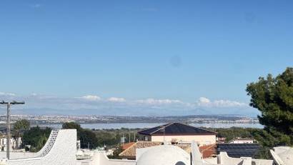 Reventa - Villa -
Villamartin - Villamartín