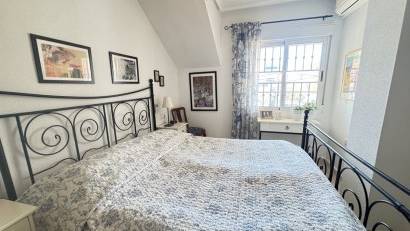 Återförsäljning - Apartment -
Los Altos