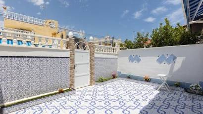 Återförsäljning - Bungalow -
Torrevieja - La Mata