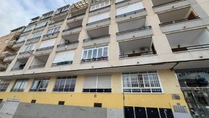 Återförsäljning - Apartment -
Torrevieja - Estacion de autobuses