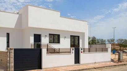 Nyproduktion - Semi detached -
Sucina