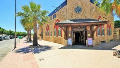 Återförsäljning - Bungalow -
Playa Flamenca