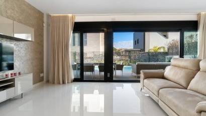 Återförsäljning - Villa -
Orihuela Costa - Agua Marina