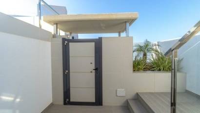 Återförsäljning - Villa -
Orihuela Costa - Agua Marina