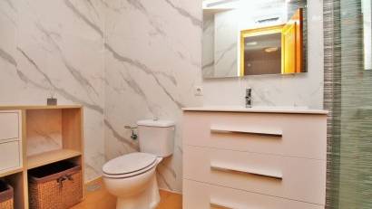 Reventa - Apartment -
Villamartin - Villamartín