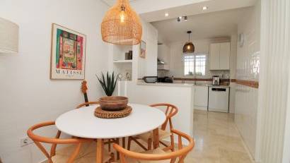 Återförsäljning - Radhus -
Villamartin - Las Violetas