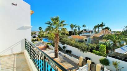 Återförsäljning - Radhus -
Villamartin - Las Violetas