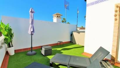 Återförsäljning - Radhus -
Villamartin - Las Violetas