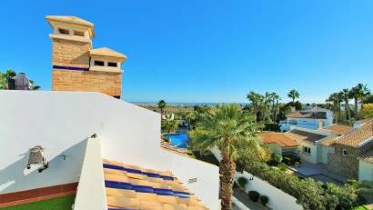 Återförsäljning - Radhus -
Villamartin - Las Violetas