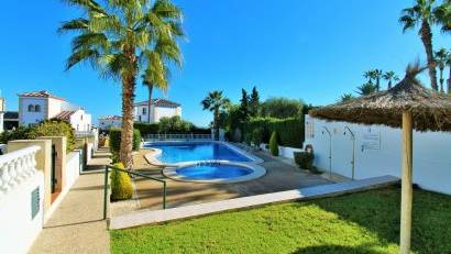 Återförsäljning - Radhus -
Villamartin - Las Violetas