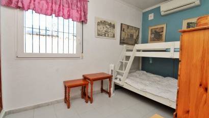 Återförsäljning - Villa -
Torrevieja - El Chaparral