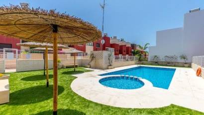 Återförsäljning - Radhus -
Torrevieja - Aguas Nuevas