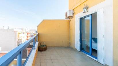Resale - Apartment -
Torrevieja - Centro