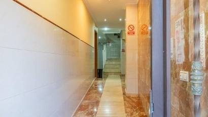 Resale - Apartment -
Torrevieja - Centro