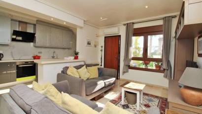 Resale - Bungalow -
Villamartin - PAU 8