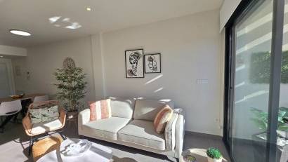 Resale - Apartment / Flat * -
Orihuela Costa * - Villamartín *