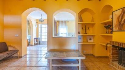 Resale - Villa -
Los Montesinos