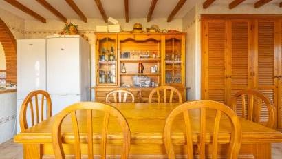 Resale - Villa -
Los Montesinos