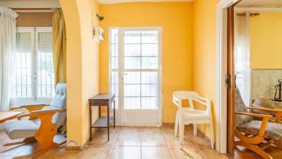 Resale - Villa -
Los Montesinos