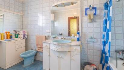 Resale - Villa -
Los Montesinos