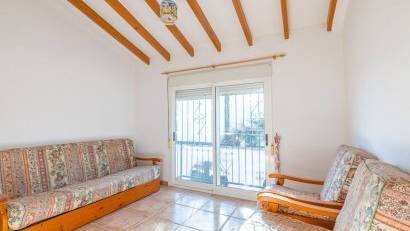 Resale - Villa -
Los Montesinos