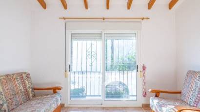 Resale - Villa -
Los Montesinos