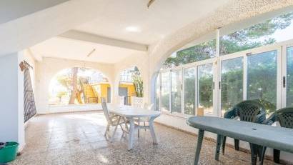 Resale - Villa -
Los Montesinos