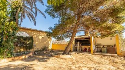 Resale - Villa -
Los Montesinos