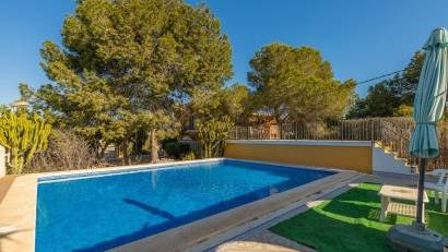 Resale - Villa -
Los Montesinos