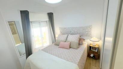 Återförsäljning - Apartment -
Torrevieja - Punta Prima