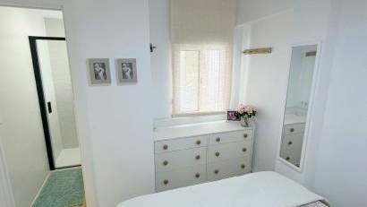 Återförsäljning - Apartment -
Torrevieja - Punta Prima