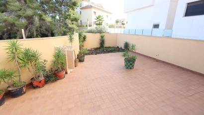 Resale - Villa -
Orihuela Costa - Villamartín-Las Filipinas