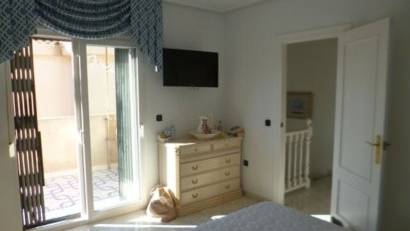 Resale - Villa -
Playa Flamenca