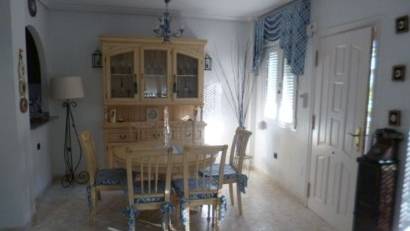 Resale - Villa -
Playa Flamenca