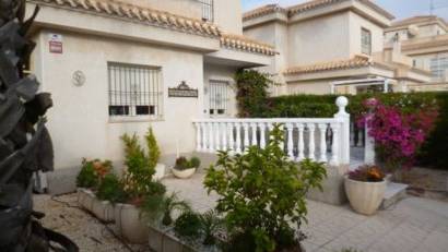 Resale - Villa -
Playa Flamenca