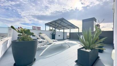 Reventa - Villa -
Orihuela Costa - Lomas de Cabo Roig