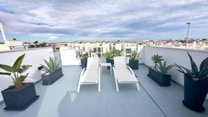 Reventa - Villa -
Orihuela Costa - Lomas de Cabo Roig