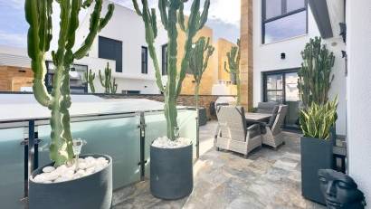 Reventa - Villa -
Orihuela Costa - Lomas de Cabo Roig