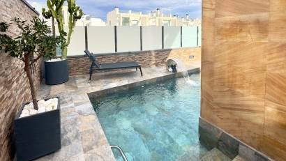 Reventa - Villa -
Orihuela Costa - Lomas de Cabo Roig