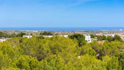 Resale - Apartment -
Las Colinas Golf