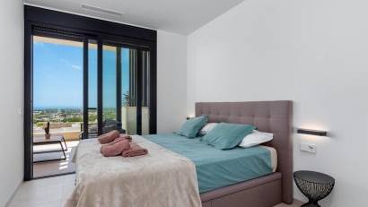 Resale - Apartment -
Las Colinas Golf