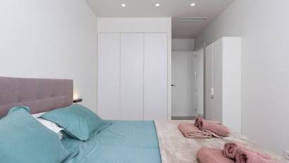 Resale - Apartment -
Las Colinas Golf